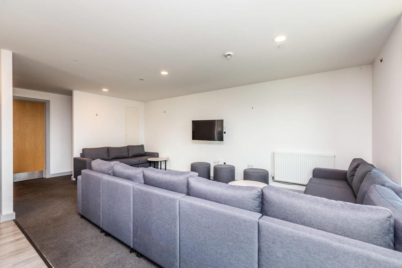 Spacious Ensuite Room With Shared Kitchen 링컨 외부 사진