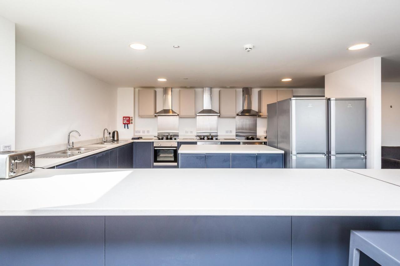 Spacious Ensuite Room With Shared Kitchen 링컨 외부 사진